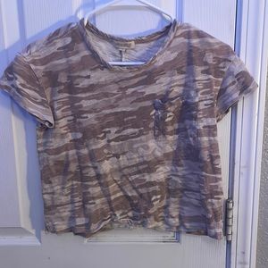 Camo Print Cropped Tee